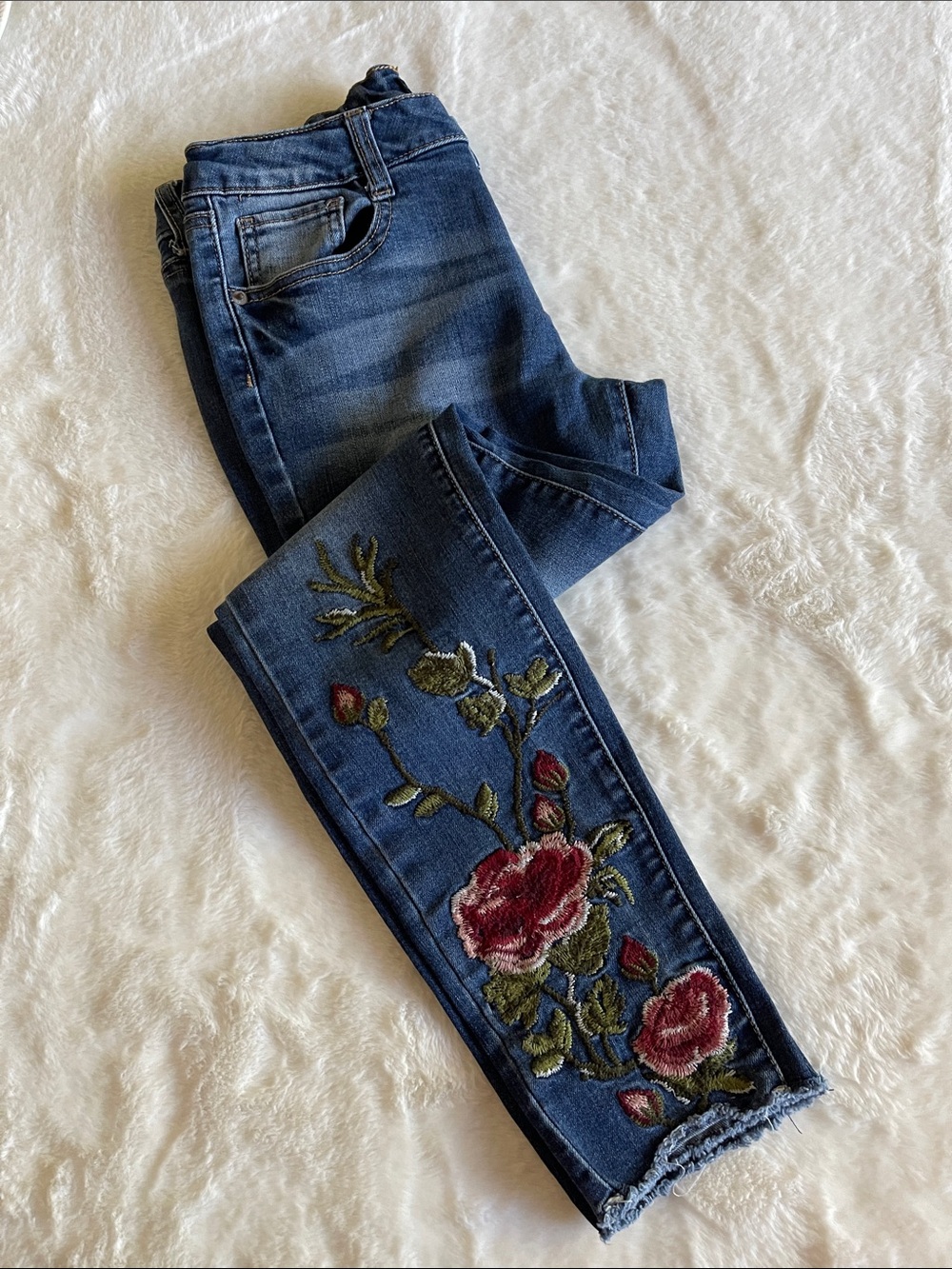 Vanilla Star Girls Dark Blue Embroidered Floral Jeans SZ 14